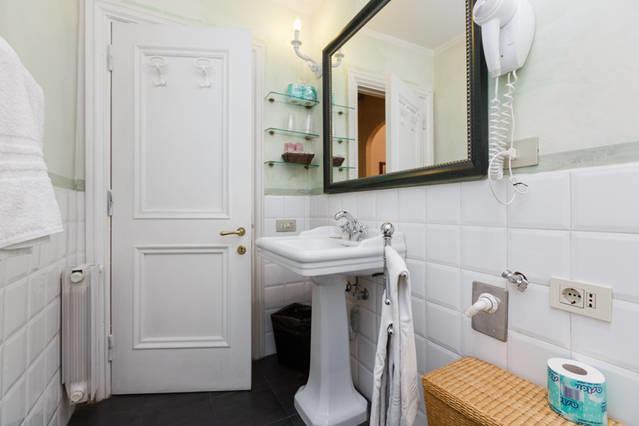 Apartment Spanish Step