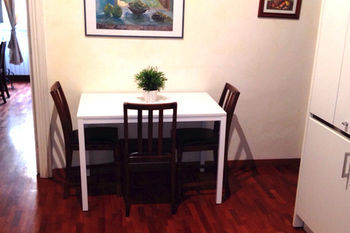 Spanish Step Apartment Rom